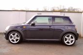 MINI HATCH 1.6 COOPER - 5207 - 5